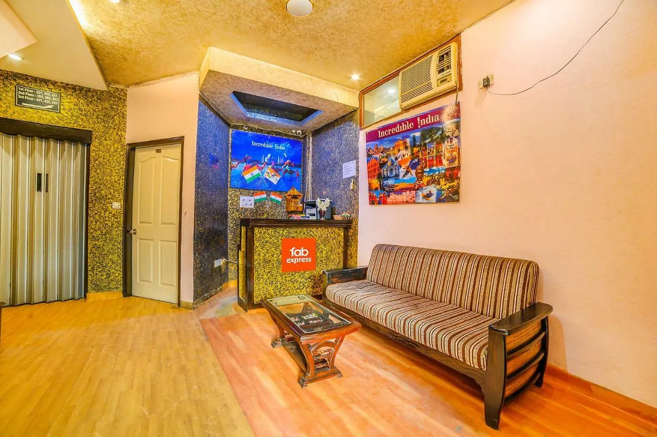 ***  Oyo Hotel Shobha Residency New Delhi India